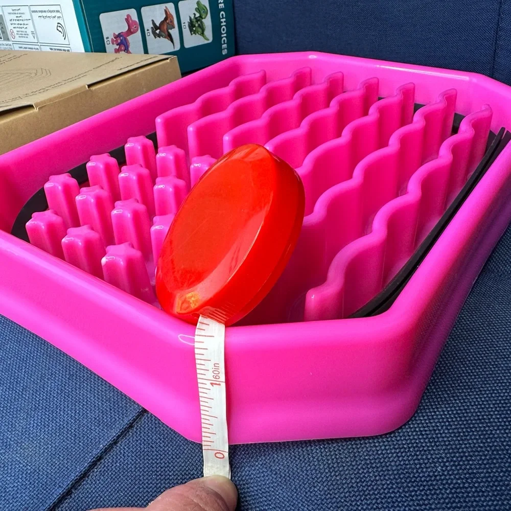 Dog feeder